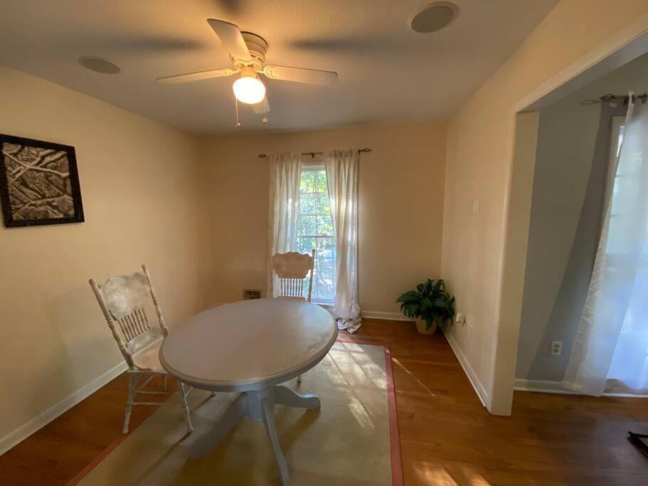 Hébergement de vacances Whole House In Athens, Private, Fenced, Convenient, Close To Downtown *