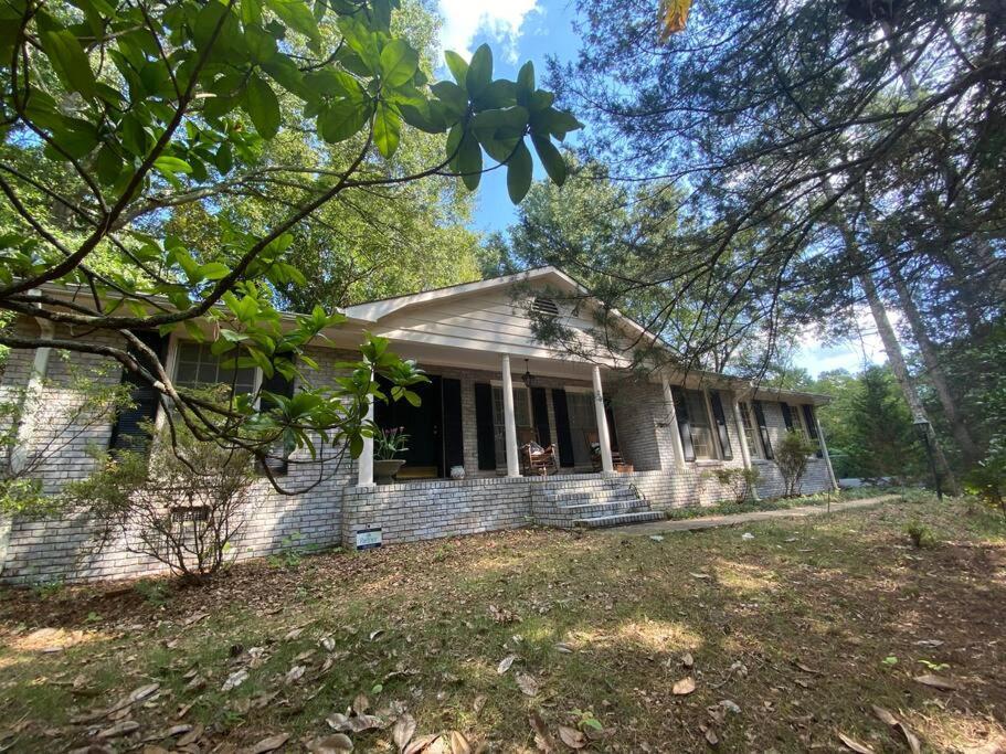 Whole House In Athens, Private, Fenced, Convenient, Close To Downtown Hébergement de vacances Athens